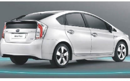 Toyota Sets Standard with  2016 Prius Hybrid